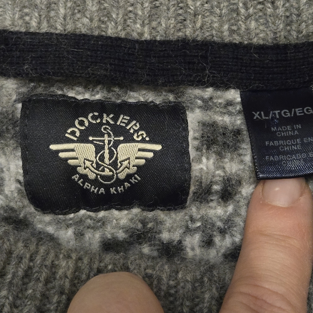Dockers Men's Alpha Chunky Fair Isle Sweater - Picture 4 of 9